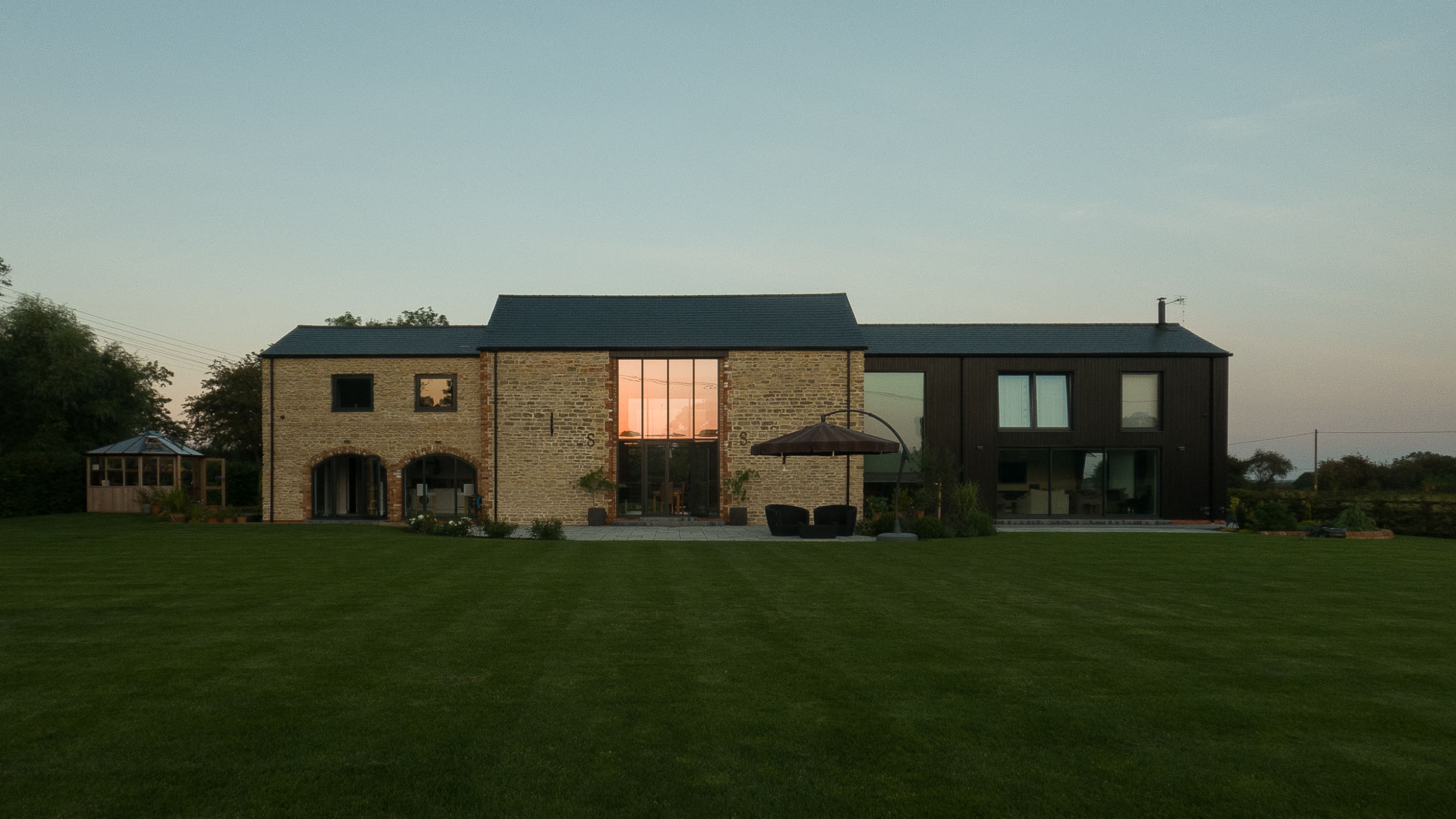 Puxley Farm with XO Solar in the evening.